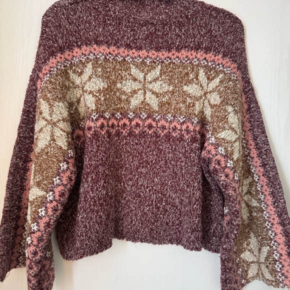 Francesca's Collections Maroon and Pink Cowl Sweater - Picture 2 of 3